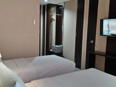 superior room double bed